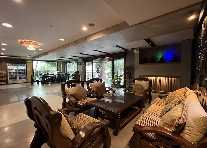 Eurna Hotel 3*