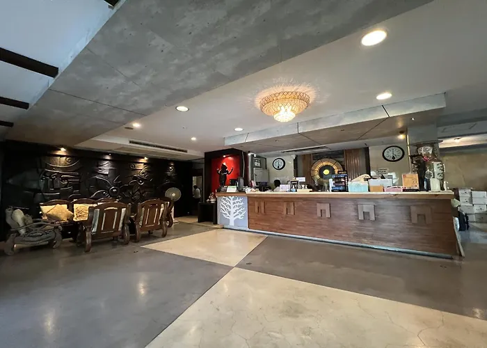 Eurna Hotel