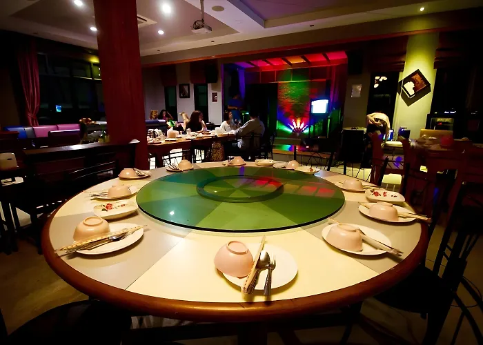 Eurna Hotel 3*